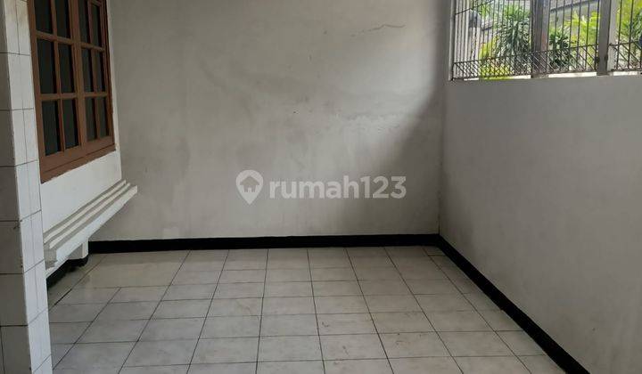 Rumah Siap Huni Lokasi Bebas Banjir di Kopo Kencana 2