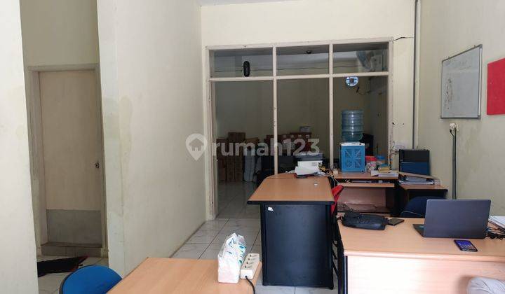 Rumah Bisa Dipakai Kantor di Taman Kopo Indah 1 1