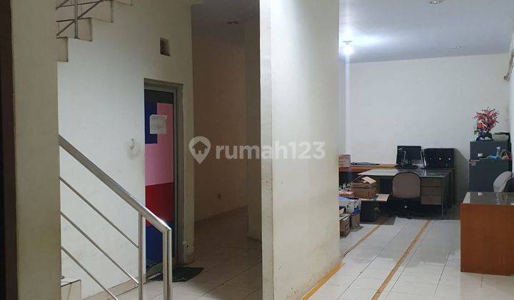 Ruko Bagus 2 Lantai Cocok Untuk Kantor di Batununggal Indah Raya 2