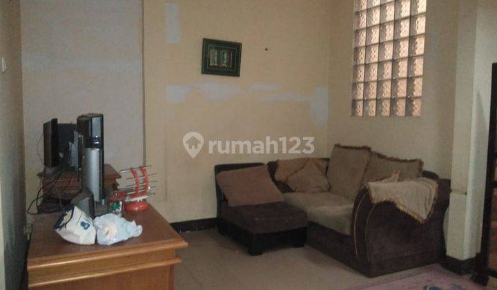 Rumah Bagus Terawat di Taman Holis Indah 2 2