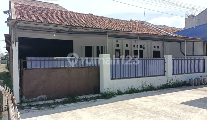 Rumah Terawat Siap Huni di Taman Kopo Indah 1