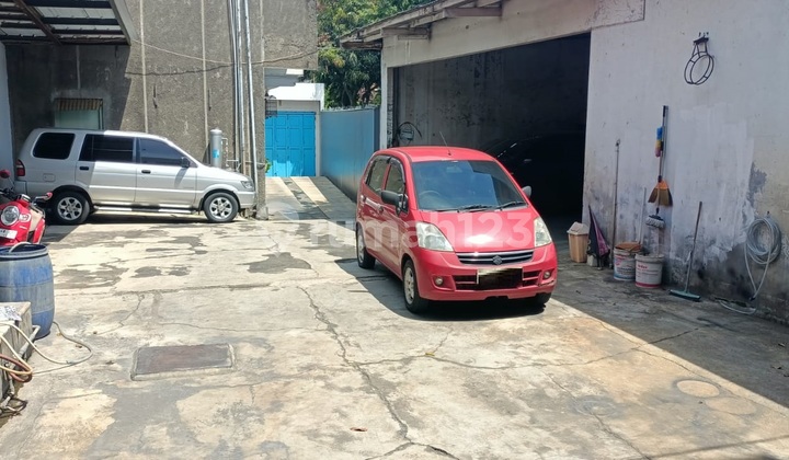 Gudang + Ruang Kantor Cocok Untuk Tempat Usaha di Sumber Sari