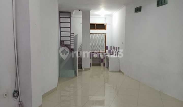 Ruko Cocok untuk Usaha Berada Ditengah Kota di Pasir Koja Ruko Cocok untuk Usaha Berada Ditengah Kota di Pasir Koja