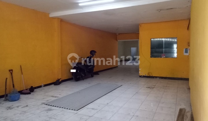 Shop House with Good Location and Busy Area in Kopo Shop House with Good Location and Busy Area in Kopo