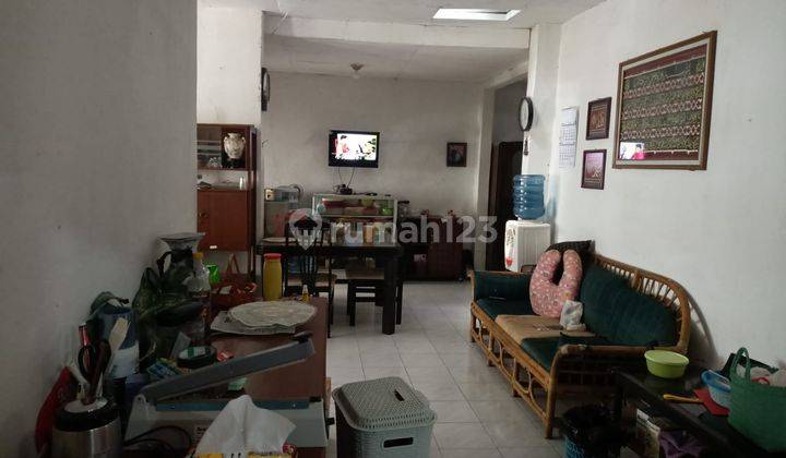 Rumah Bagus Terawat Lokasi Strategis di Kopo Permai 1