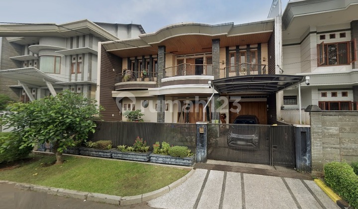 Rumah Modern dengan Sentuhan Elegan di Dadali