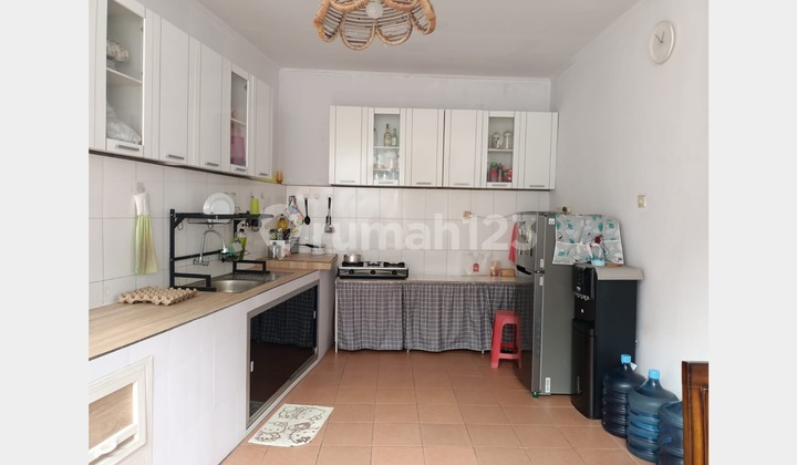 Rumah Estetik di Taman Kopo Indah 2, Desain Unik dan Stylish! 2