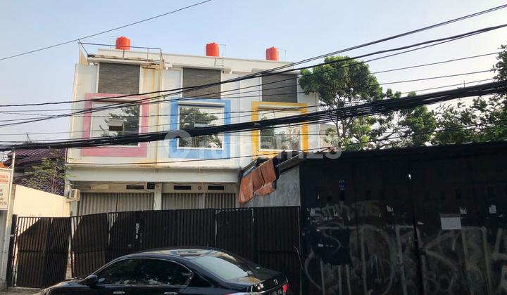 Duri Kosambi Shop House, Facing Main Road, 3 Floors, 76m2