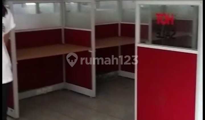 Gudang Dan Office Jakarta Barat, Kemanggisan 12