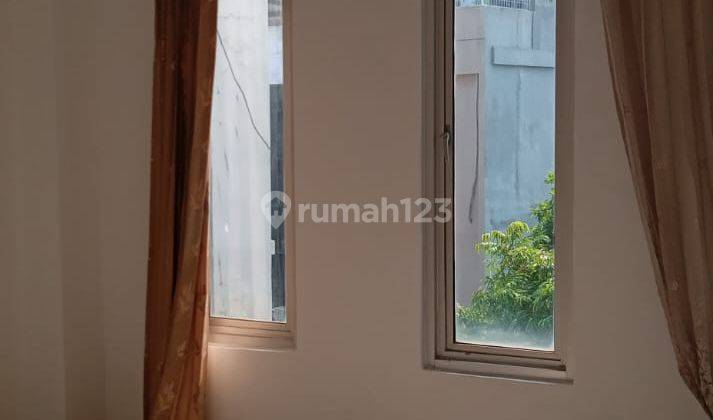 Rumah Dijual Kartini, Jakpus, Lt 108 M2, 3 Lantai, Murah 8