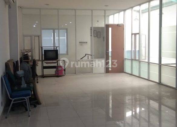 Kantor Daan Mogot Dengan Gudang, 10x28, Unit Rapih, Arcadia, Siap Huni 1