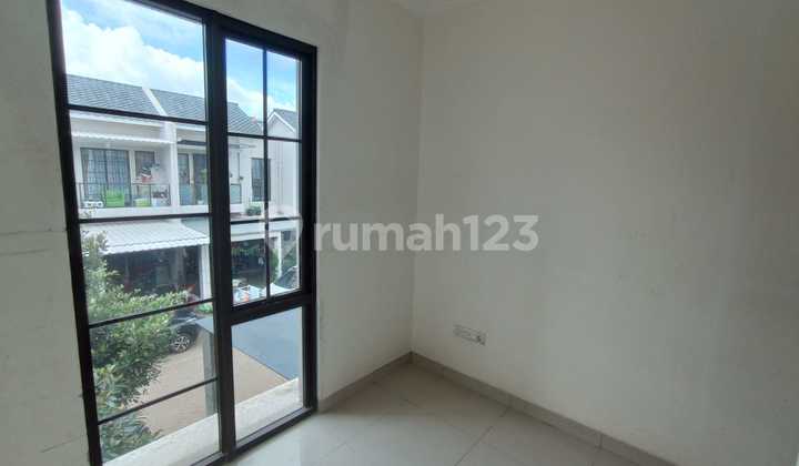 28. For Sale House Green Village Cipondoh, Size 6x10.5, 2 Floors 2