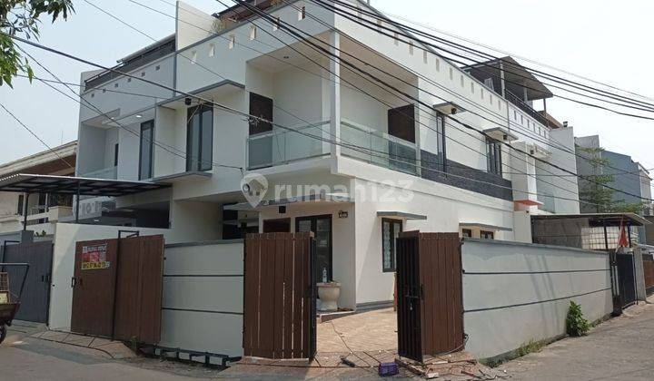 Rumah Green Ville, Best Deal, 124 M2, 2.5 Lantai, Hook, Strategis 1