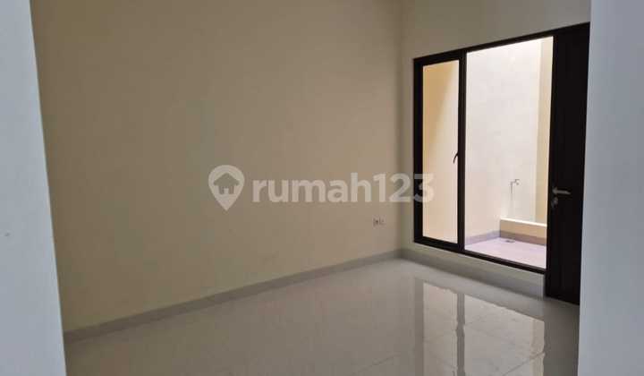 27. W Permata Buana House, 8x18 Ready to Occupy, Strategic Location 1