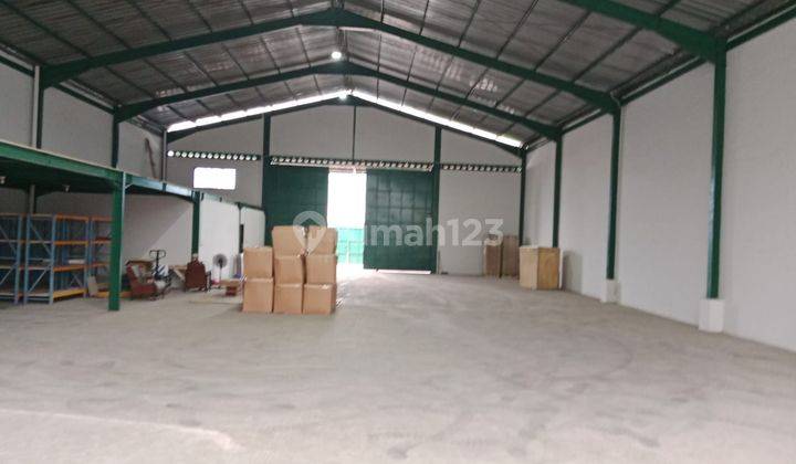 Gudang Disewakan, Cipondoh, 700m2, Rapih, Siap Pakai 2