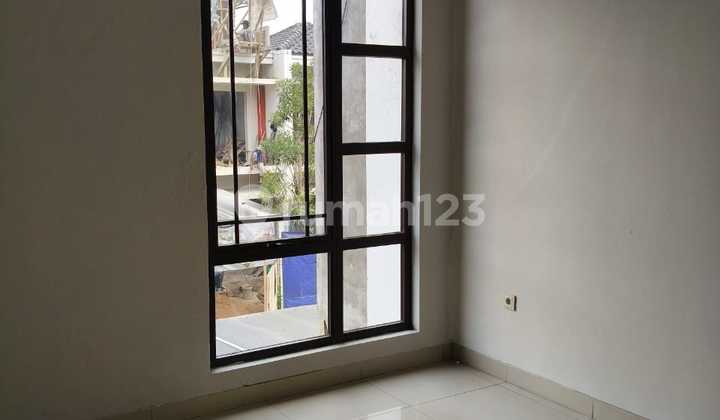 Green Lake City, 8X18, Std Developer, Dekat Sportclub, Terawat