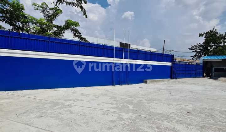 Cengkareng warehouse, 1700m² building, strategic, ready to occupy, tidy