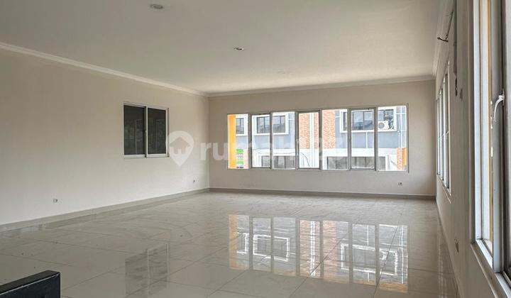 eraprima warehouse, daanmogot 9x27, best location, strategic