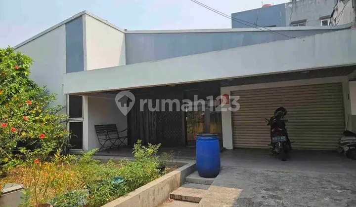 16. W Dijual Rumah Jelambar , Siap Huni , Bebas Banjir
