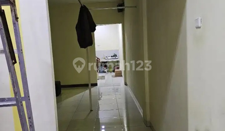 10. W Disewakan Ruko Taman Palem, Uk 4X12 , 2 Lantai