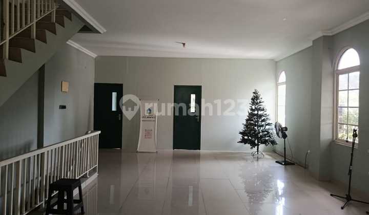 1. W Disewakan Ruko Green Lake City, Hanya Lantai 2 dan 3