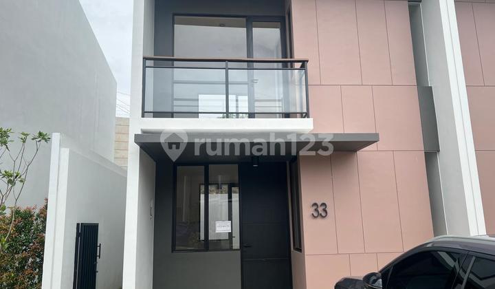 W Rumah Cendana Crest , Siap Huni , Luas 106 M2 , Type 2,