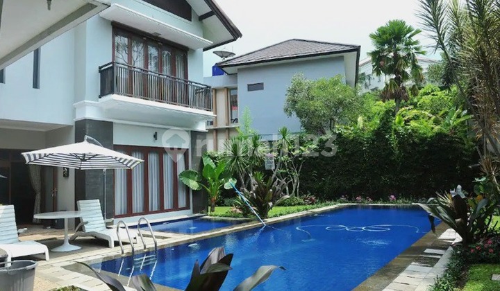 TURUN HARGA Rumah Mewah 3 Lantai Top View Kolam Renang Ada Passive Income 1