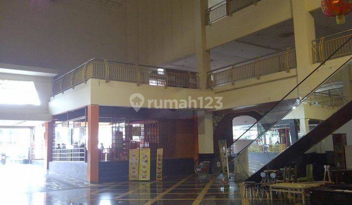 Gedung Mall Kawasan Premium Buahbatu Pelajar Pejuang 1