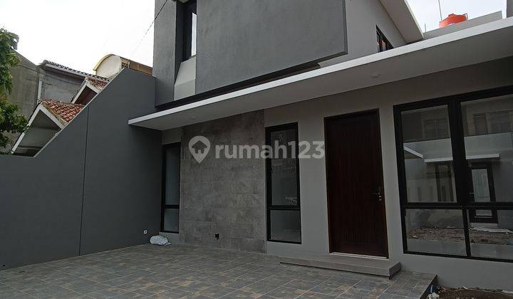 Rumah Baru 2 Lantai Pusat Kota Kembar Timur Sayap Bkr 1