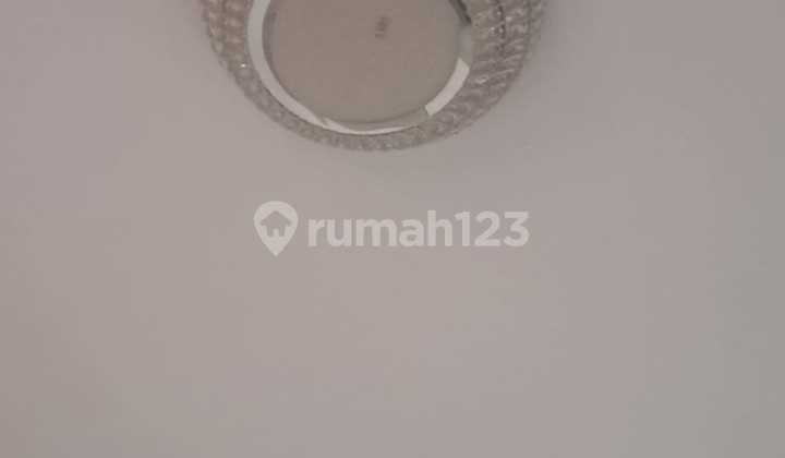 RUMAH SIAP HUNI 2 LANTAI KOMPLEK ADIPURA SEMI FURNISH  2