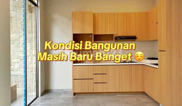 New 2.5-Story House with Rooftop View of Golf Course and Mountains in Cigadung 2