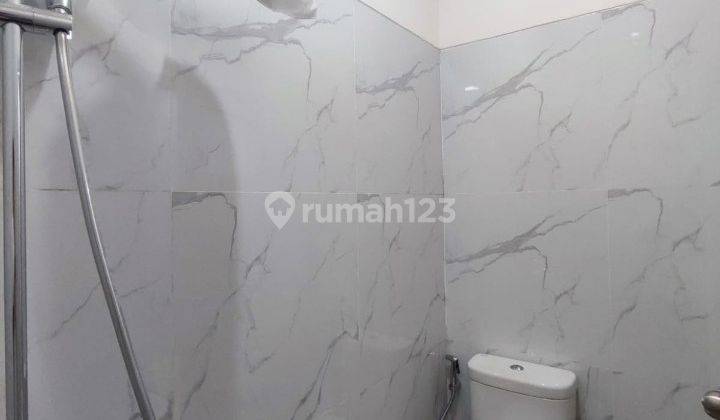 RUMAH FANTASTIK JATINEGARA LIO TOWNHOUSE MEWAH & MILENIAL JAKTIM 7