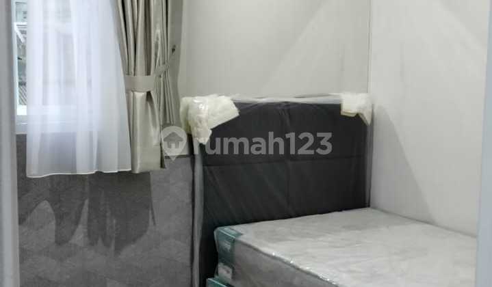 Beautiful Cheap House 5 Minutes to UNJ Campus, Utan Kayu, East Jakarta Beautiful Cheap House 5 Minutes to UNJ Campus, Utan Kayu, East Jakarta