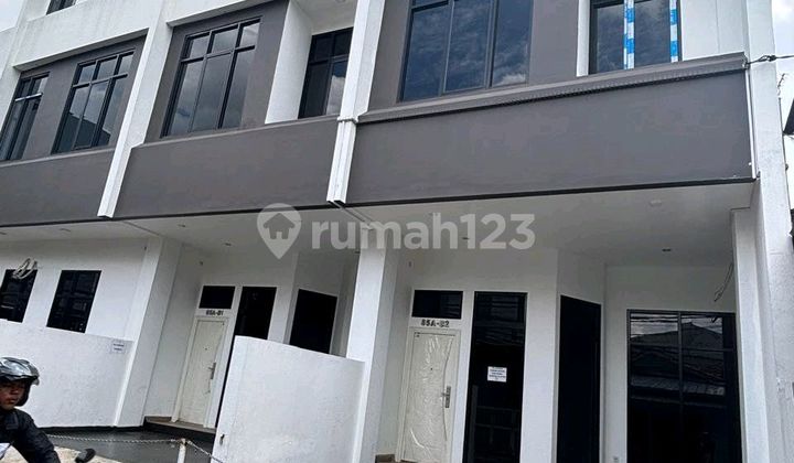 Di Jual Ruko Siaphuni Lokasi Strategis Area Komersil Kemayoran