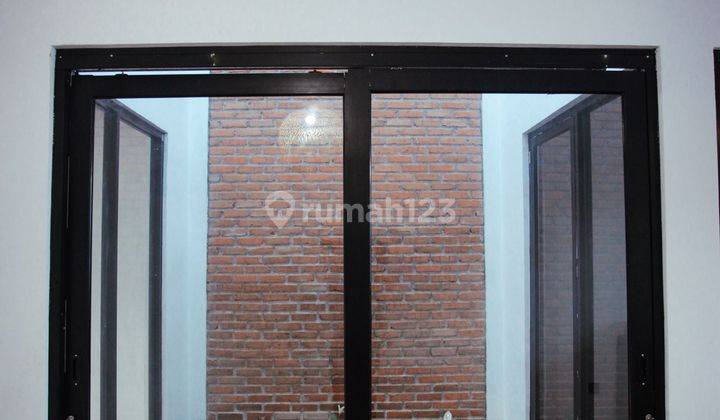 Rumah 2 Lantai Furnished di Dekat Sport Jabar, Bandung 2