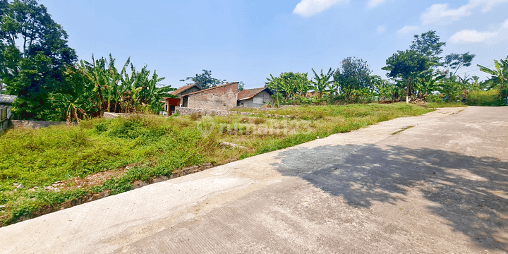 Tanah di Cileunyi Murah Lingkungan Komplek, Bandung SHM 1