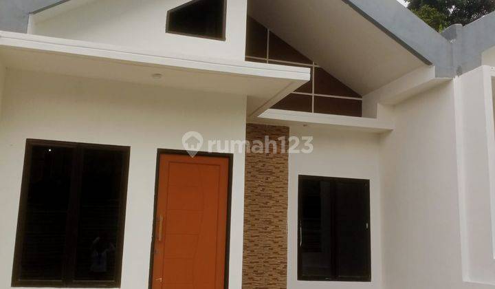 Rumah terasa punya villa Rumah di Jalan ciapus taman sari SHM Baru Selatan 6