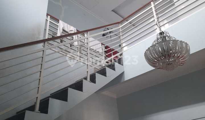 Rumah 2 Lantai di Permata Legenda 2 Bekasi Rumah 2 Lantai di Permata Legenda 2 Bekasi