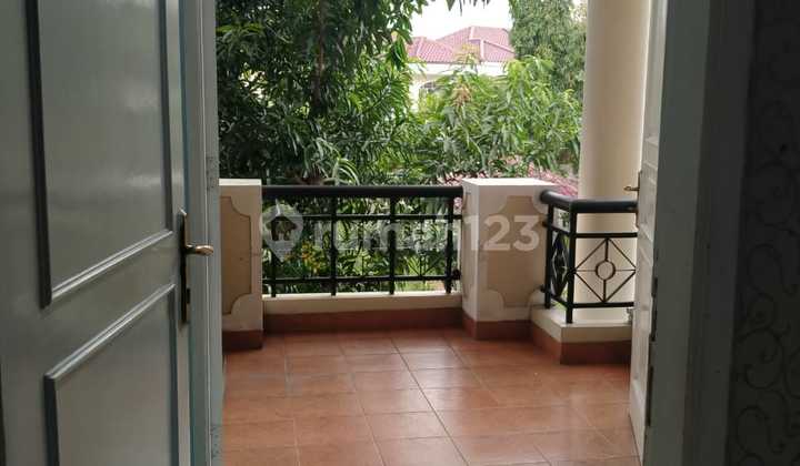 Rumah Bagus di Graha Hijau 2 Jl. WR Supratman, Tangerang Selatan 2