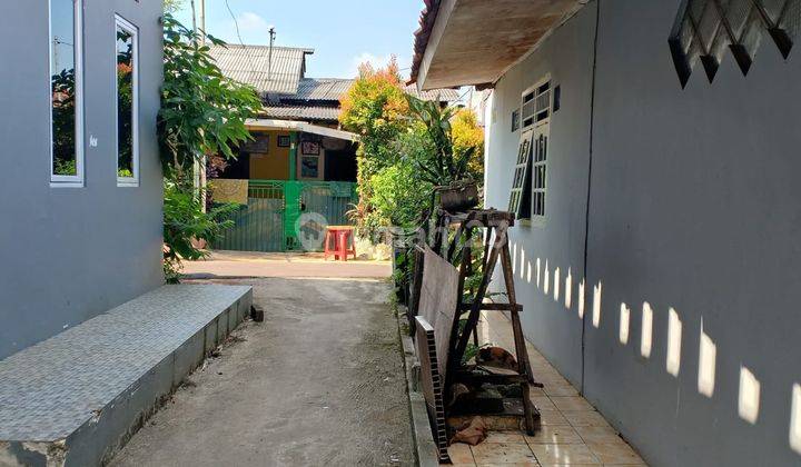Rumah Butuh Renovasi SHM di Jl. Kemang , Babakan Sukatani, Depok 2
