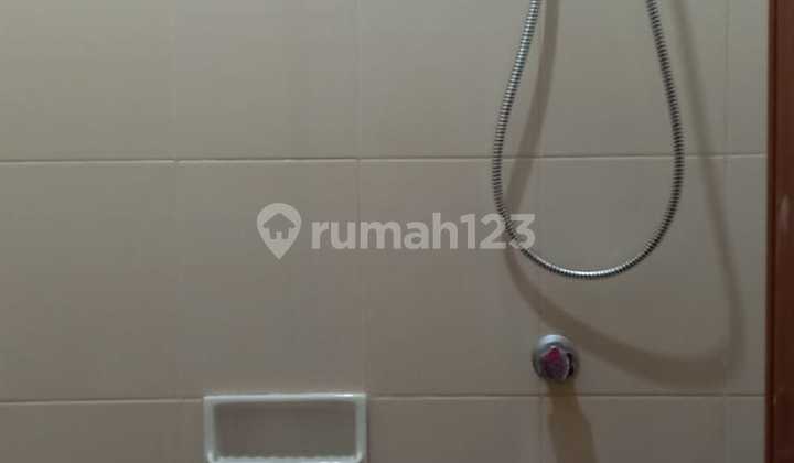 Disewakan Rumah Kos 2 Lantai 3 BR Selangkah Ke Pintu Toll Andara. 16