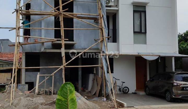 Rumah Scandinavian Dekat Stasiun Mrt Lebak Bulus, Free Biaya2  2