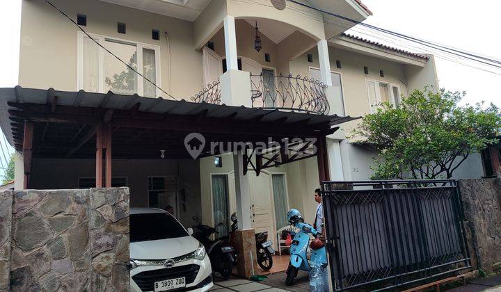 Rumah 2 Lantai SHM di Komplek BePeKa Jl. Raya Gandul, Depok