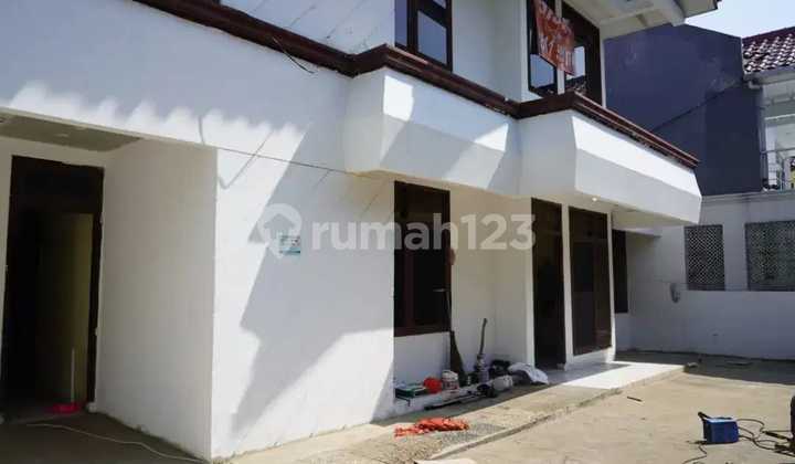 Rumah 2 Lantai SHM di Jl. Raya Pondok Cabe, Tangerang 2