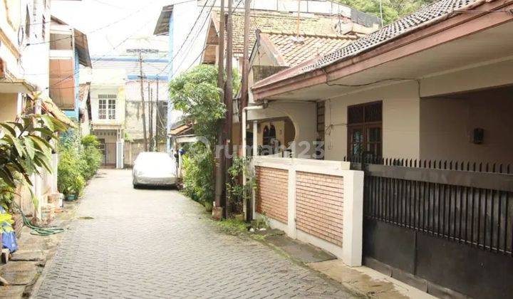 Rumah 2 Lantai di Jl. Banjarsari, Cilandak Barat, Jakarta Selatan 1