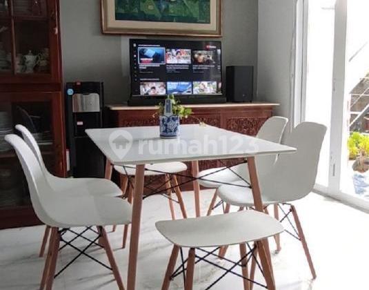 3-Storey House in Karang Tengah - Lebakbulus, South Jakarta