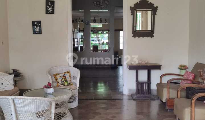 Rumah Semifurnished LT 1000M Dekat Stasiun dan Kebun Raya Bogor, Bogor 2