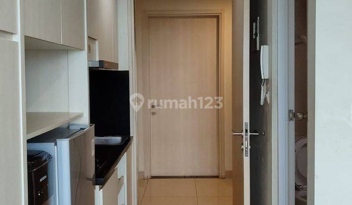 Apartement Springlake view Summarecon Bekasi Furnished Bagus 2