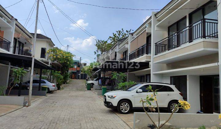 Rumah 2 Lantai Hoek Baru di Cinere Depok Free Biaya2 Bonus 2