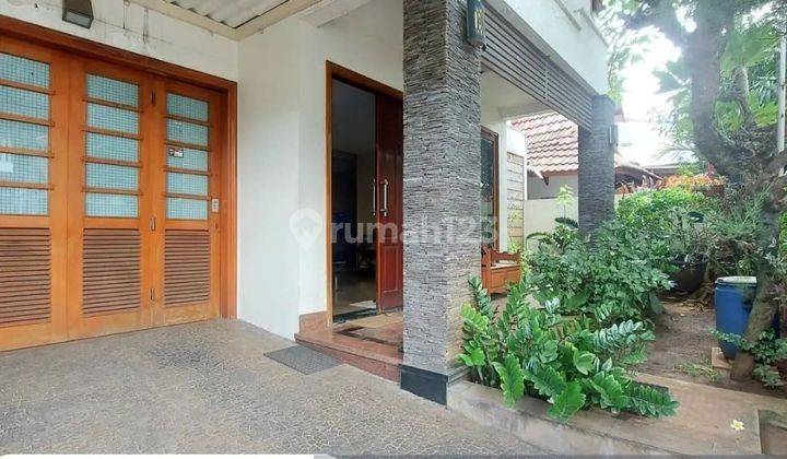 Rumah 3 Lantai di Sektor 3 Bintaro Jaya Tangerang Selatan